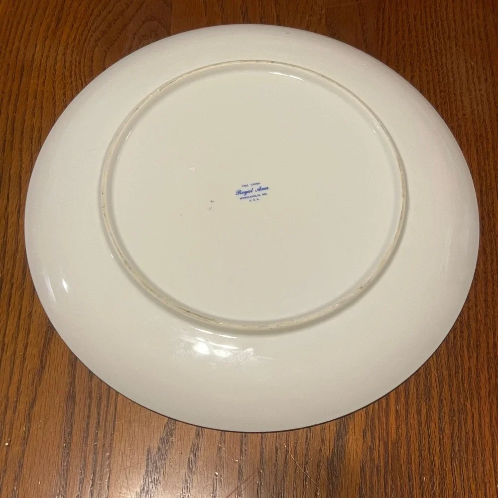 Royal Ann Fine China Holly Christmas Plate 10